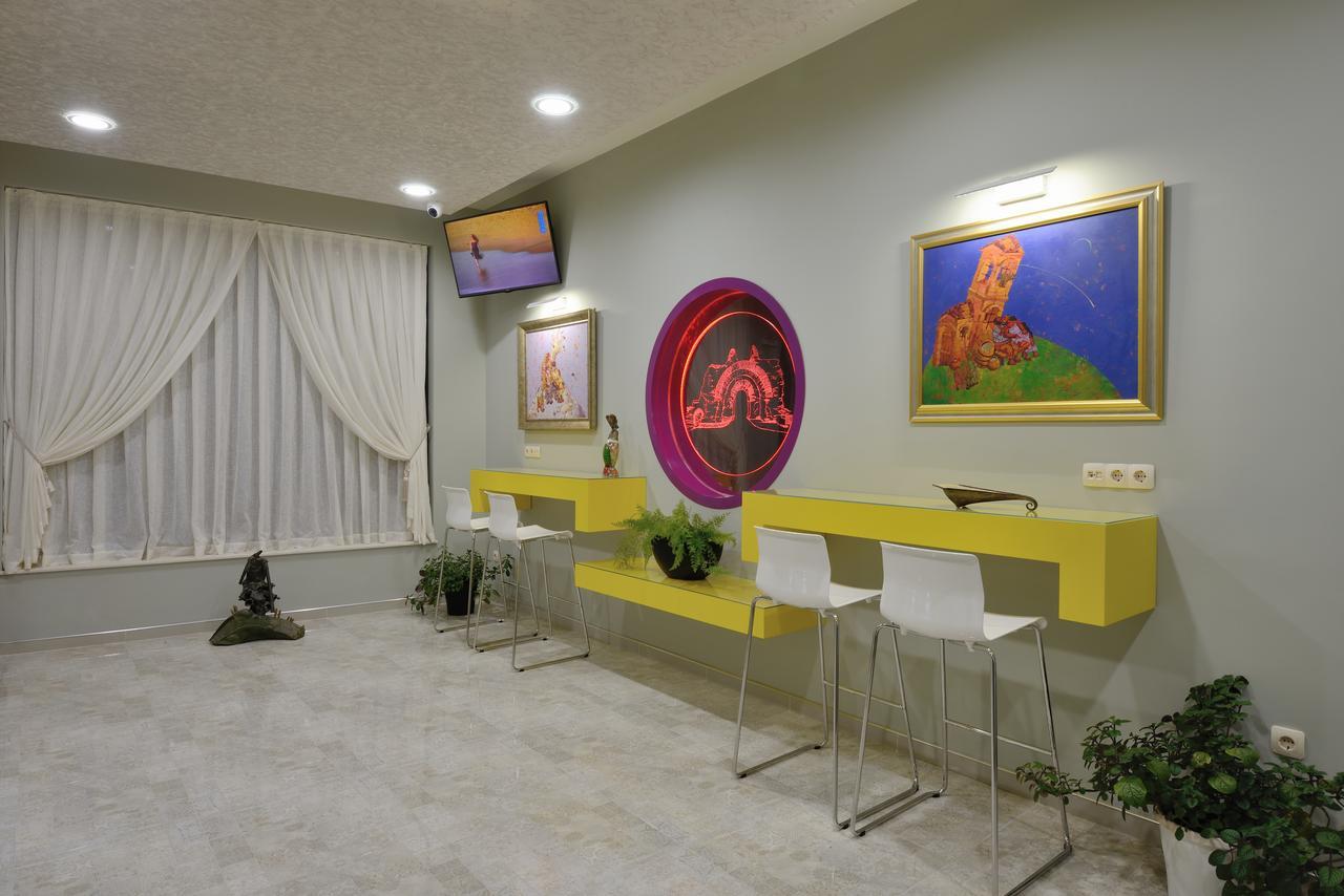 Hotel Hello Hissar Hisarya Exterior photo